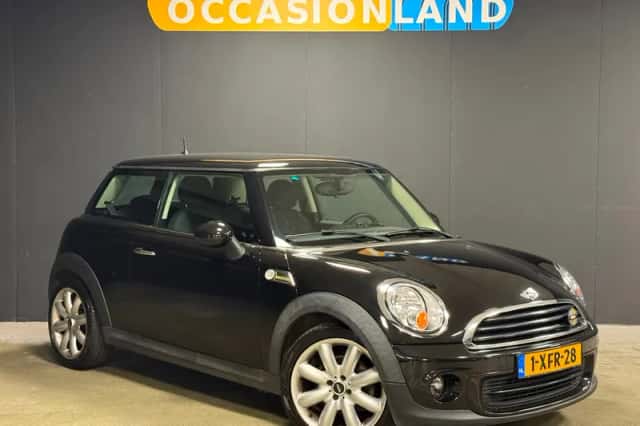 MINI One (2013) thumbnail 4