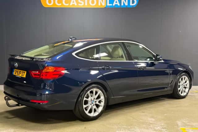 BMW 3-Serie (2013) thumbnail 2