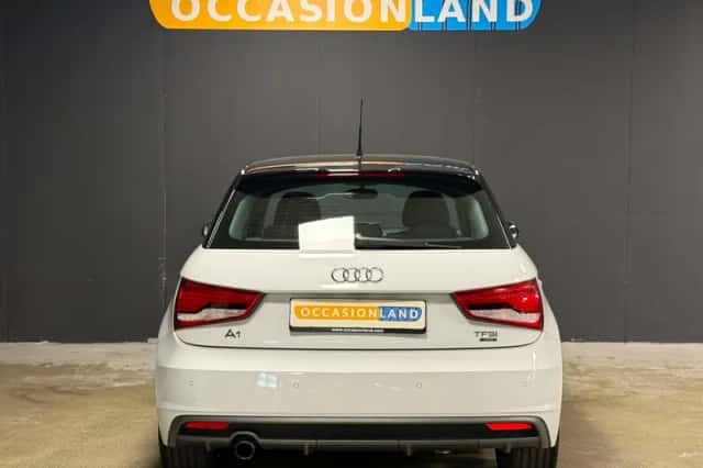 Audi A1 (2017) thumbnail 6