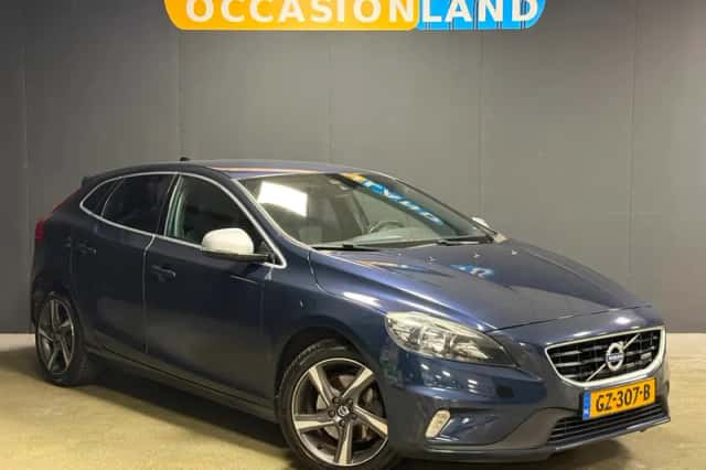 Volvo V40 (2015) thumbnail 4
