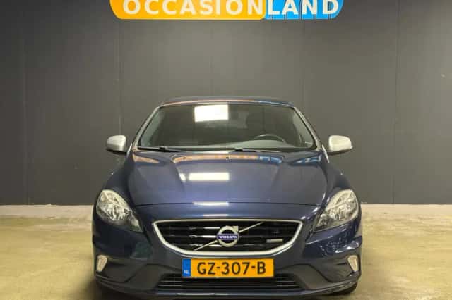 Volvo V40 (2015) thumbnail 5