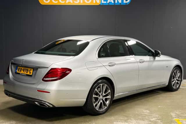 Mercedes-Benz E-Klasse (2016) thumbnail 2