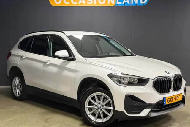 BMW X1 (2019) thumbnail 4