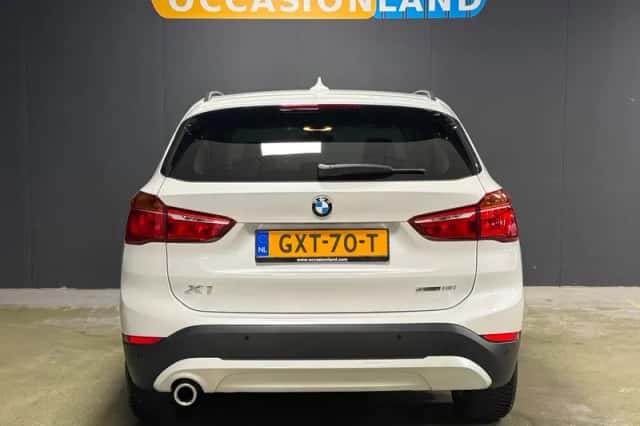 BMW X1 (2019) thumbnail 6