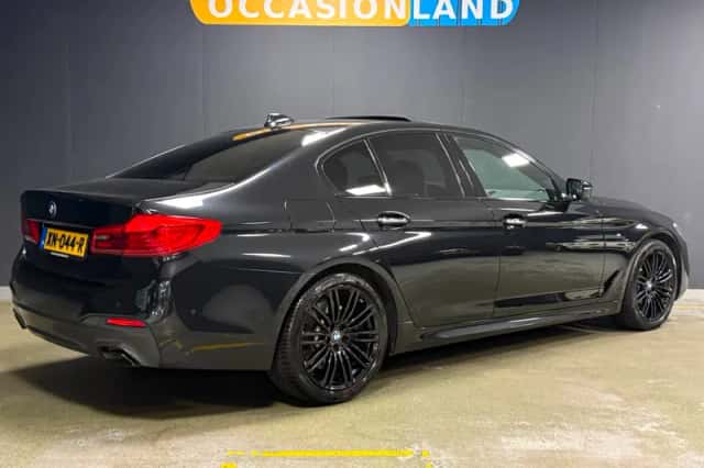 BMW 5-Serie (2018) thumbnail 2