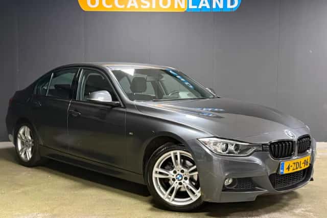 BMW 3-Serie (2015) thumbnail 4