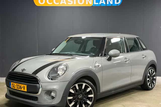 MINI One (2018) thumbnail 1