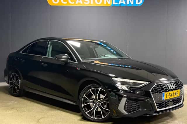 Audi A3 (2023) thumbnail 4