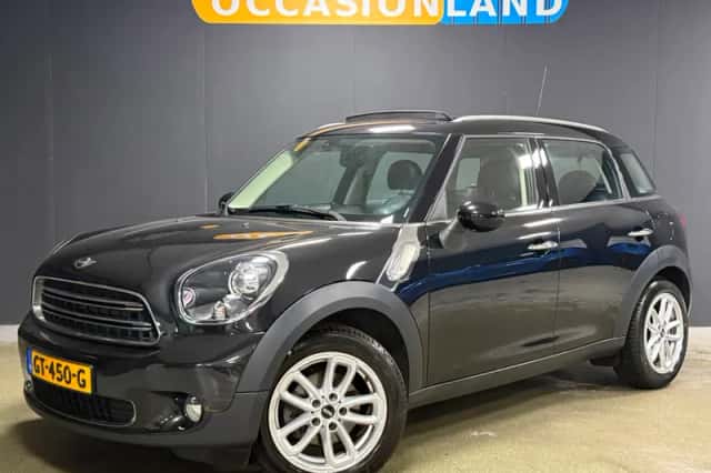 MINI Countryman (2015) thumbnail 1