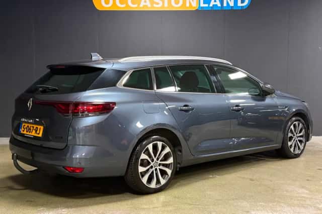 Renault Mégane (2023) thumbnail 2