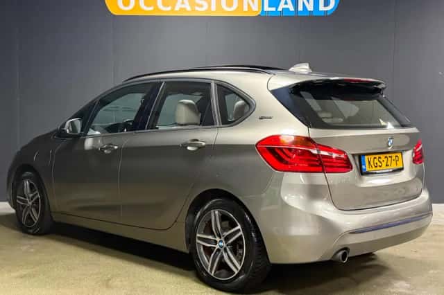 BMW 2-Serie Active Tourer (2016) thumbnail 3