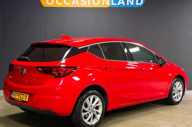 Opel Astra (2017) thumbnail 2