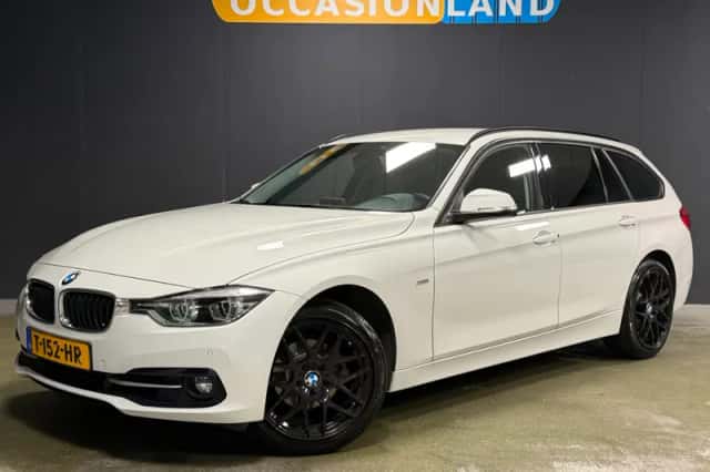 BMW 3-Serie (2018) thumbnail 1