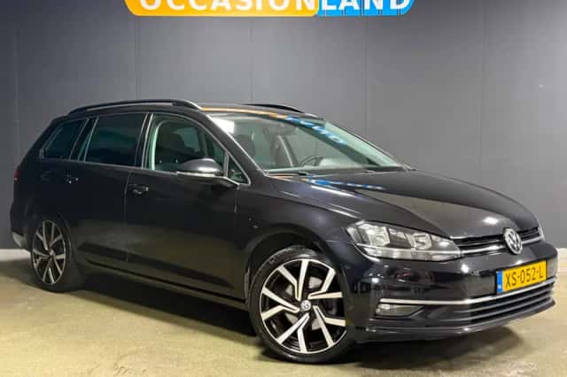 Volkswagen Golf (2018) thumbnail 4