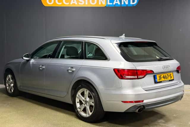 Audi A4 (2016) thumbnail 3