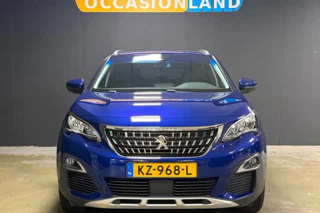 Peugeot 3008 (2016) thumbnail 5