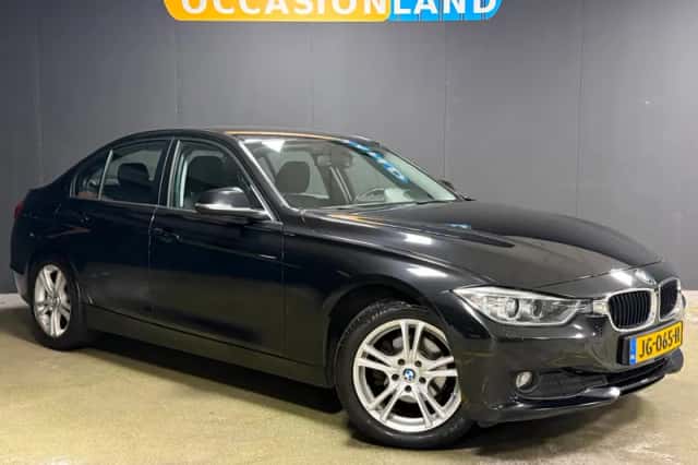 BMW 3-Serie (2015) thumbnail 4