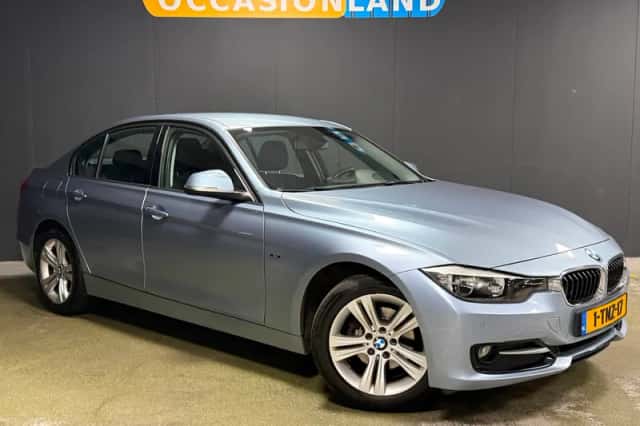 BMW 3-Serie (2014) thumbnail 4