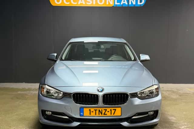 BMW 3-Serie (2014) thumbnail 5