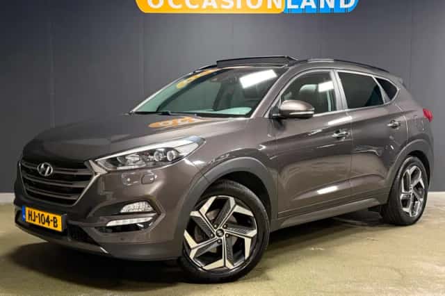 Hyundai Tucson (2015) thumbnail 1