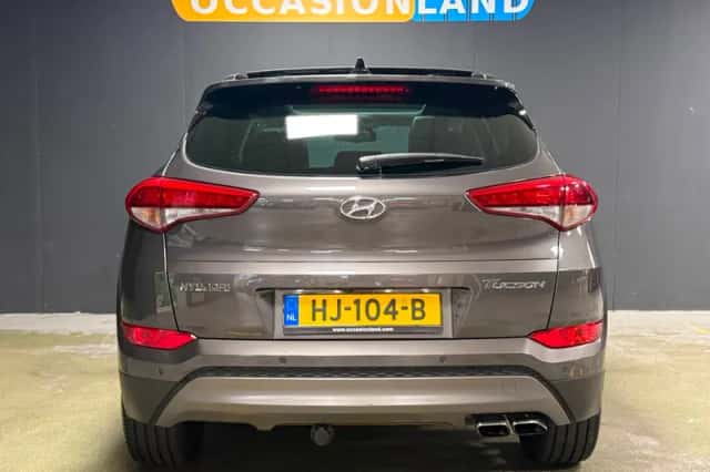 Hyundai Tucson (2015) thumbnail 6