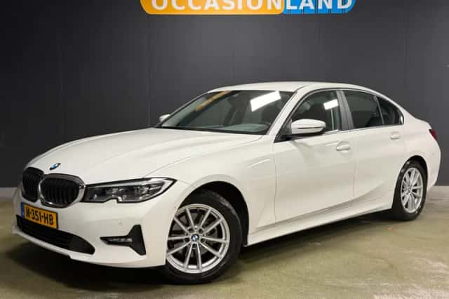 BMW 3-Serie (2021) thumbnail 1