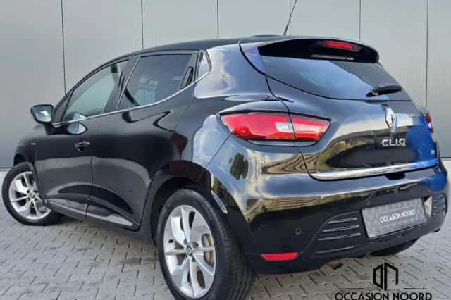 Renault Clio (2017) thumbnail 5