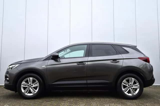 Opel Grandland (2019) thumbnail 2