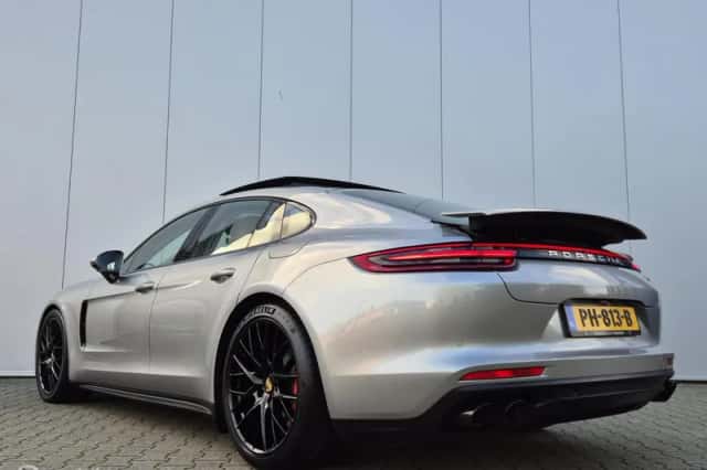 Porsche Panamera (2017) thumbnail 3