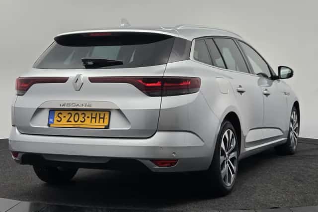 Renault Mégane (2023) thumbnail 2