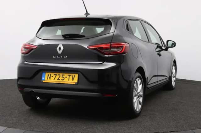 Renault Clio (2022) thumbnail 2