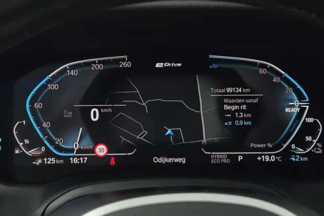 BMW 3-Serie (2022) thumbnail 4