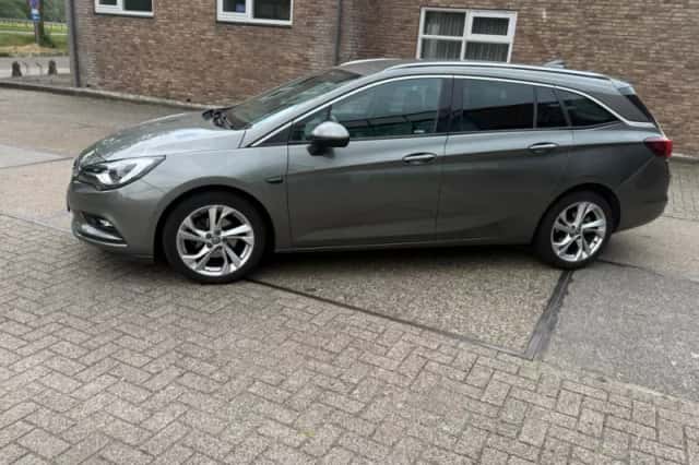 Opel Astra (2017) thumbnail 2