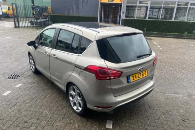 Ford B-Max (2013) thumbnail 4
