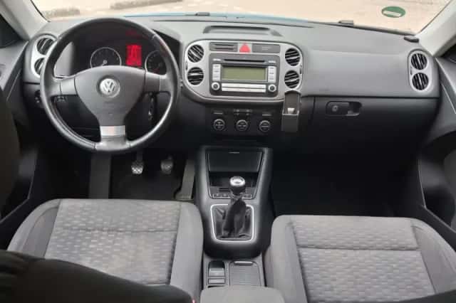 Volkswagen Tiguan (2007) thumbnail 6