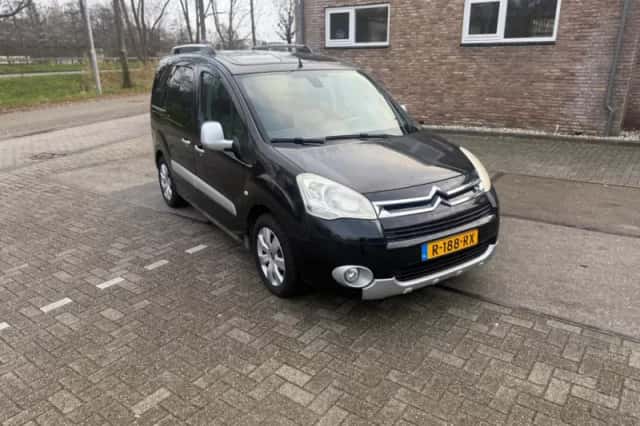 Citroën Berlingo (2011) thumbnail 4