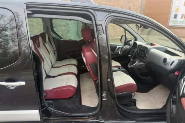 Citroën Berlingo (2011) thumbnail 6