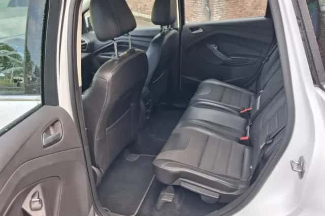 Ford Kuga (2014) thumbnail 5