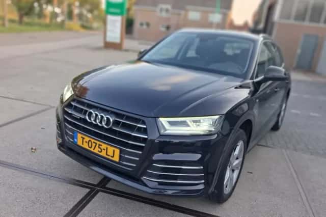 Audi Q5 (2019) thumbnail 2