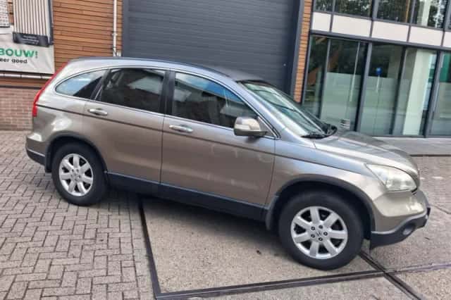 Honda CR-V (2008) thumbnail 3