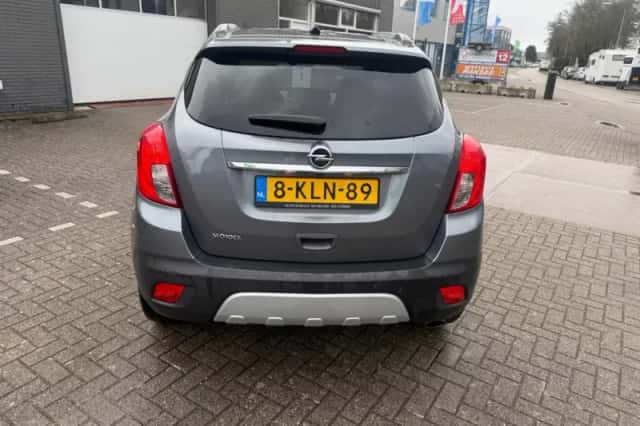 Opel Mokka (2013) thumbnail 4