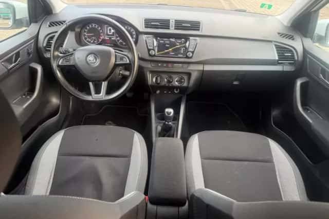Škoda Fabia (2016) thumbnail 6
