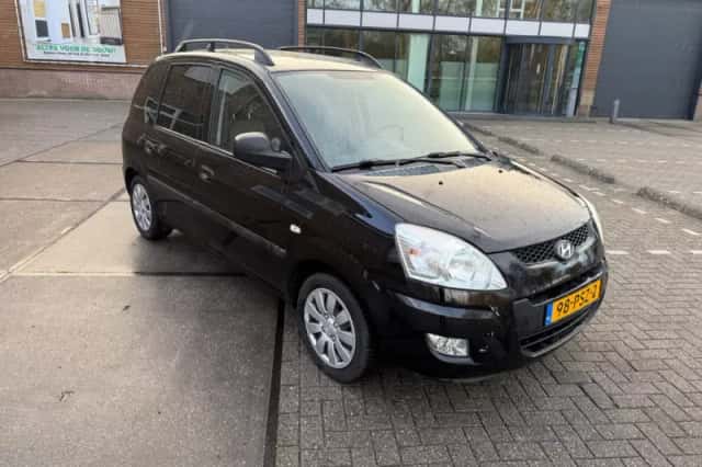 Hyundai Matrix (2011) thumbnail 5