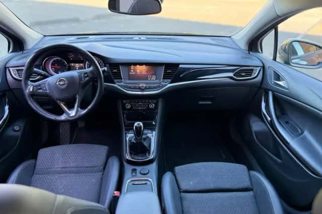 Opel Astra (2016) thumbnail 6