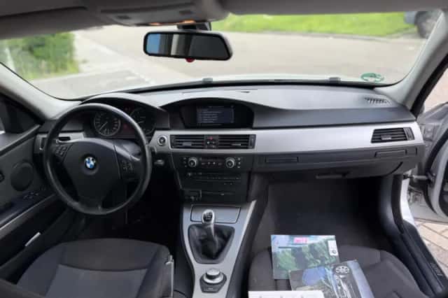 BMW 3-Serie (2008) thumbnail 6