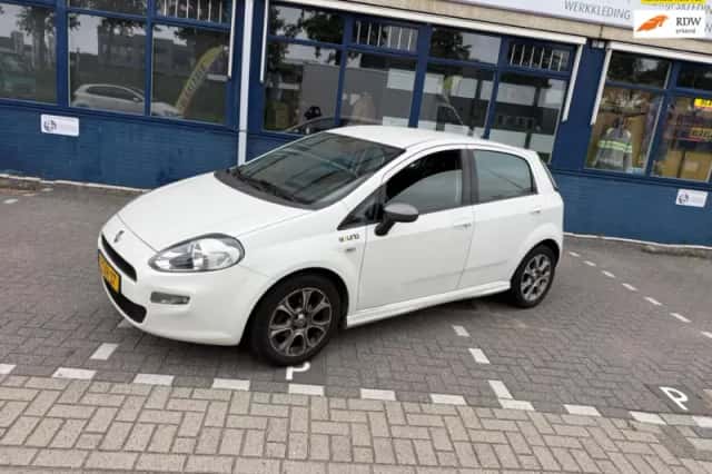Fiat Punto Evo (2014) thumbnail 1