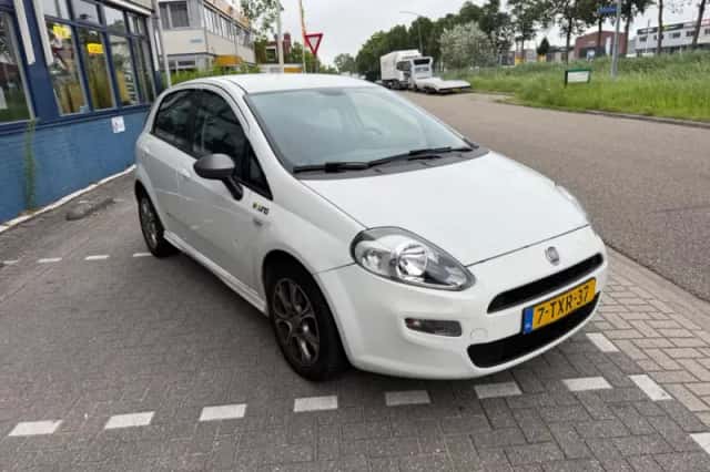 Fiat Punto Evo (2014) thumbnail 4