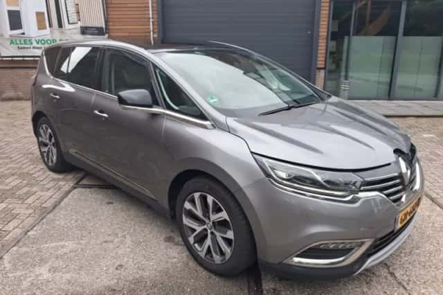 Renault Espace (2015) thumbnail 5
