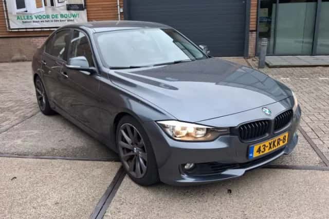 BMW 3-Serie (2012) thumbnail 3