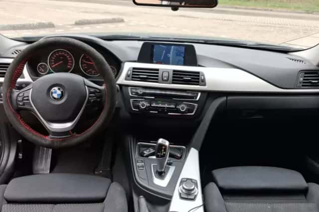 BMW 3-Serie (2012) thumbnail 6